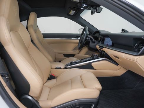 Used 2020 Porsche 911 Carrera image 25