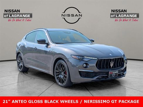 Used 2022 Maserati Levante GT image 3