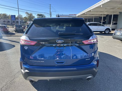 Used 2024 Ford Edge Titanium image 6