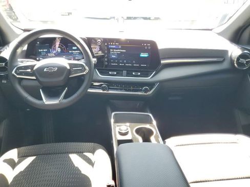 Certified 2026 Chevrolet Equinox LT w/ Midnight Edition image 13