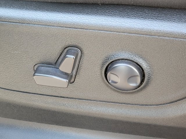 Used 2023 RAM 1500 Big Horn AWD/4WD image 10