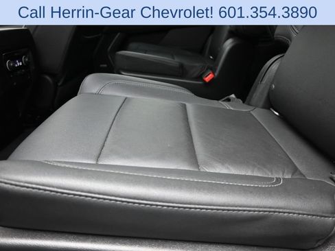 Used 2022 Chevrolet Tahoe Z71 w/ Off-Road Capability Package AWD/4WD image 16