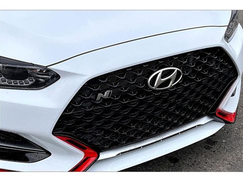 Used 2019 Hyundai Veloster N N image 26