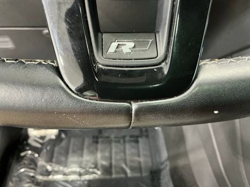 Used 2021 Volkswagen Tiguan SE R-Line image 6