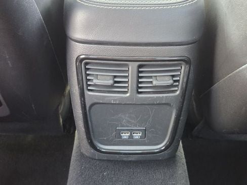 Used 2022 Chrysler 300 S RWD image 14