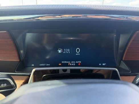 Used 2022 Lincoln Navigator L Reserve AWD/4WD image 14