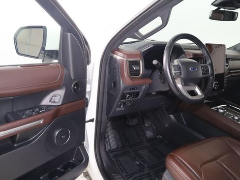 Used 2023 Ford Expedition Max Limited AWD/4WD image 48