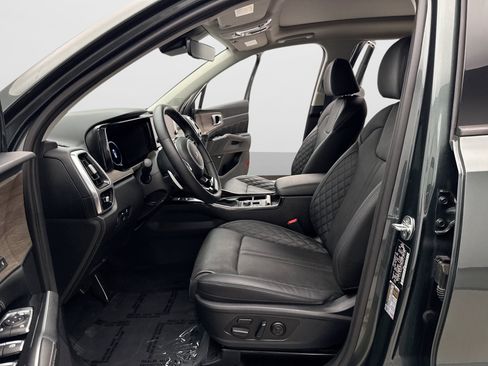 Used 2023 Kia Sorento SX Prestige AWD/4WD image 13