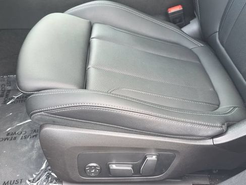 Used 2025 BMW 330i Sedan RWD image 26