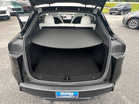 Used 2026 Tesla Model Y 2WD image 15