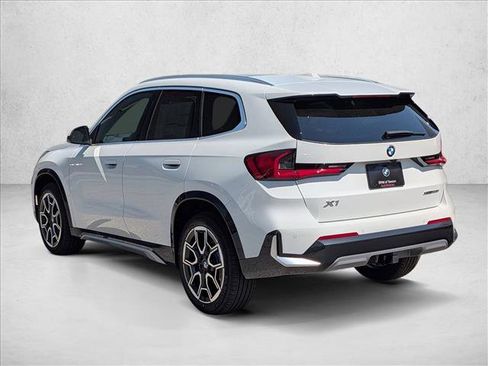 New 2026 BMW X1 xDrive28i AWD/4WD image 9