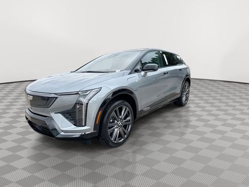 New 2026 Cadillac Optiq Sport 2 AWD/4WD image 4