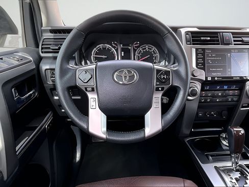 Used 2021 Toyota 4Runner Limited AWD/4WD image 8