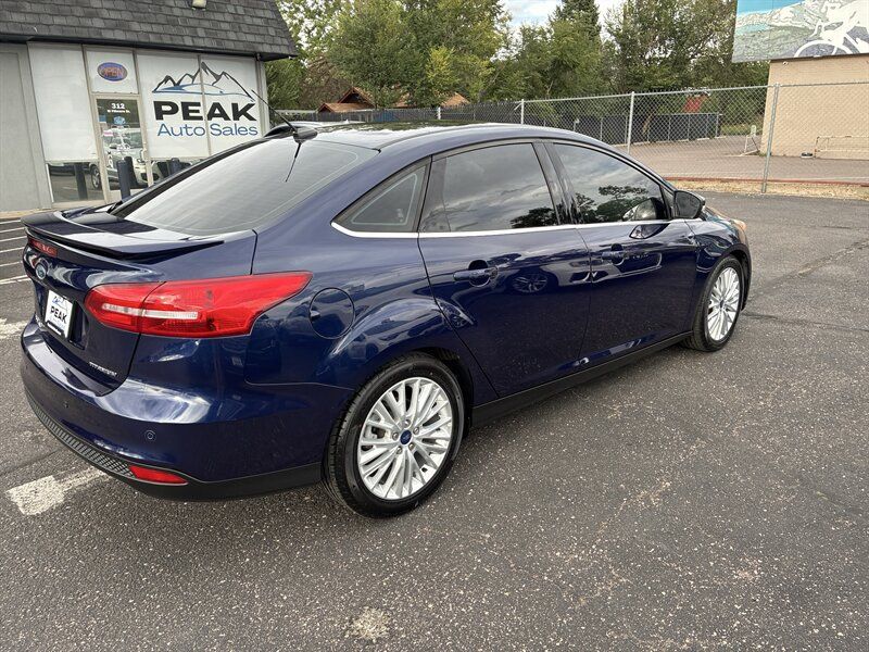 Used 2017 Ford Focus Titanium FWD image 7