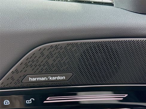 New 2026 BMW 530i xDrive w/ M Sport Package image 19