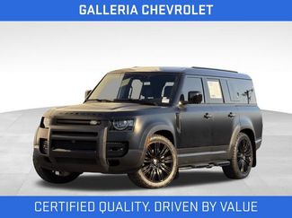 Used 2023 Land Rover Defender 130 SE AWD/4WD video 2
