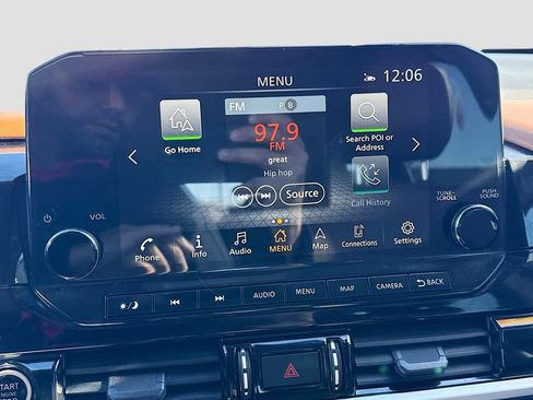 Used 2022 Nissan Pathfinder Platinum w/ Cargo Package image 15