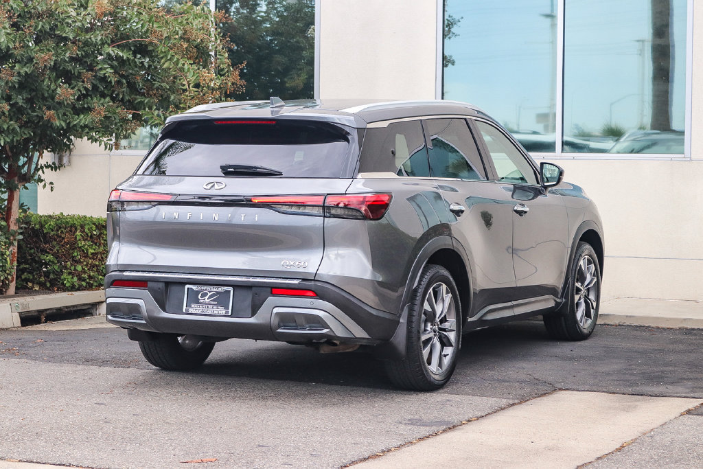 Certified 2022 INFINITI QX60 Luxe w/ Cargo Package FWD image 8