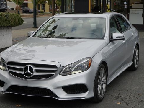 Used 2014 Mercedes-Benz E 350 Sedan image 3
