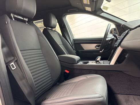 New 2026 Land Rover Discovery Sport Landmark AWD/4WD image 31