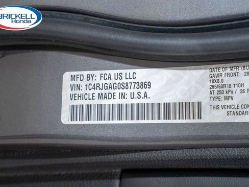 Used 2025 Jeep Grand Cherokee Laredo w/ Luxury Tech Group I RWD image 38