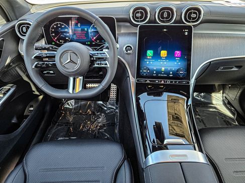 New 2025 Mercedes-Benz GLC 300 4MATIC image 28
