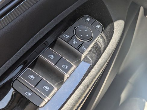 Used 2025 Nissan Murano Platinum AWD/4WD image 28
