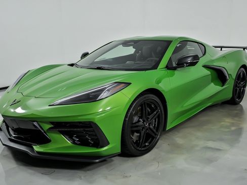 Used 2026 Chevrolet Corvette Stingray Premium Cpe w/ Z51 Performance Package RWD image 6