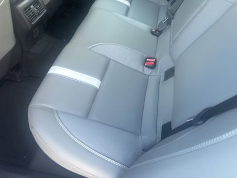 Used 2025 Toyota Camry SE FWD image 8