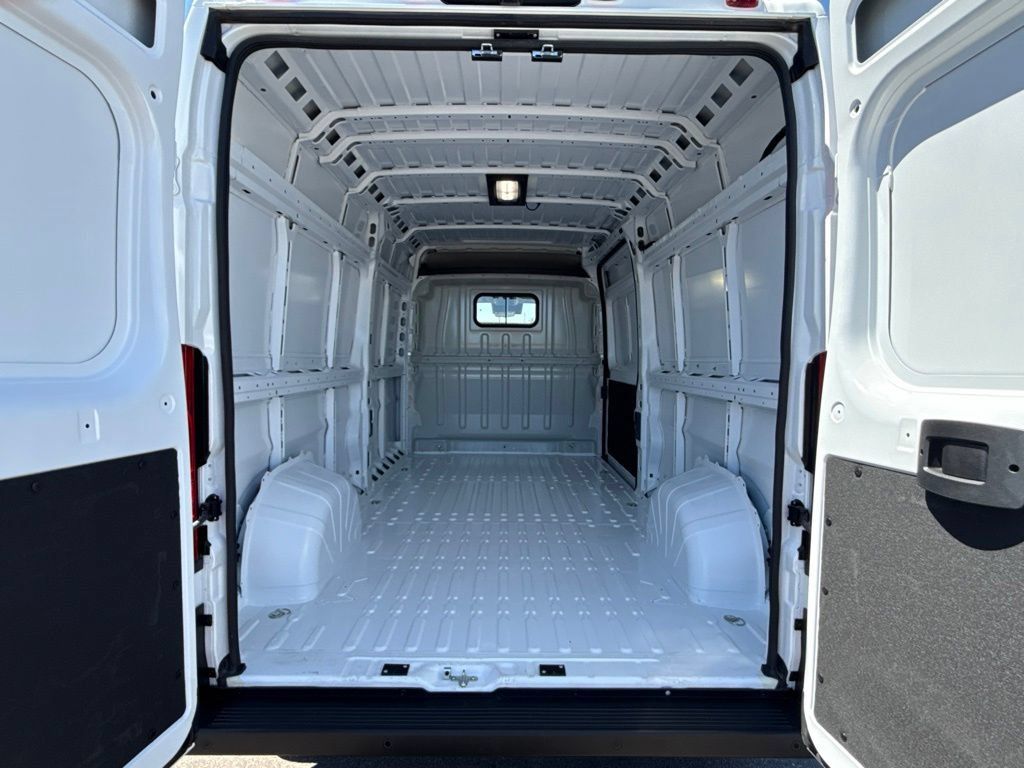 New 2026 RAM ProMaster 3500 w/ Safety Group FWD image 14
