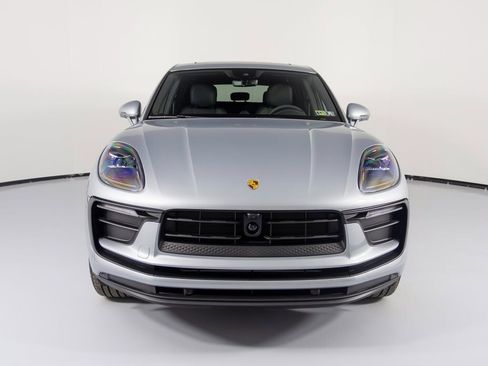New 2026 Porsche Macan image 7
