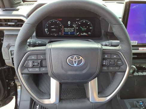 New 2026 Toyota Tacoma Limited AWD/4WD image 12