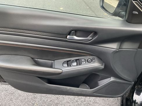 Used 2022 Nissan Altima 2.5 SR image 12