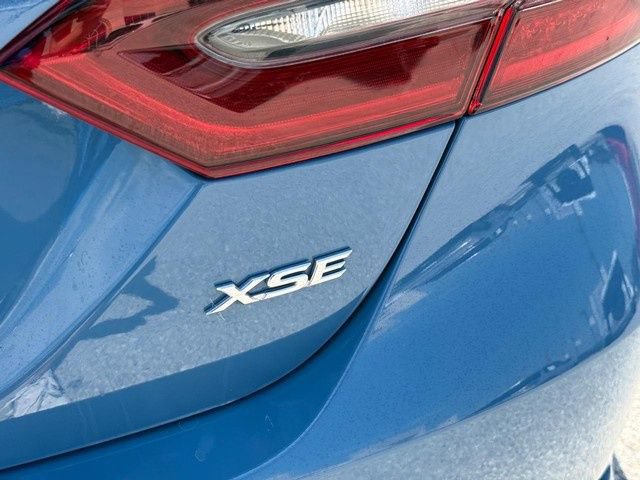 Used 2024 Toyota Camry XSE FWD image 7