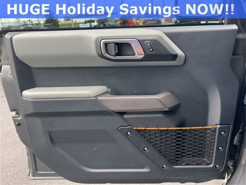 Used 2023 Ford Bronco Badlands w/ Sasquatch Package image 26