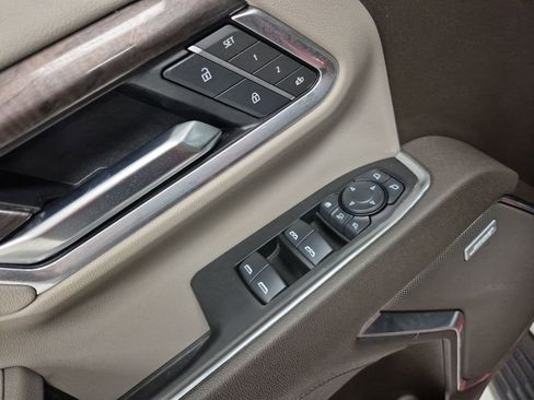 Used 2025 Chevrolet Silverado 3500 LTZ w/ LTZ Texas Edition image 24