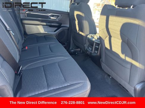 New 2026 RAM 1500 4x4 Crew Cab image 31