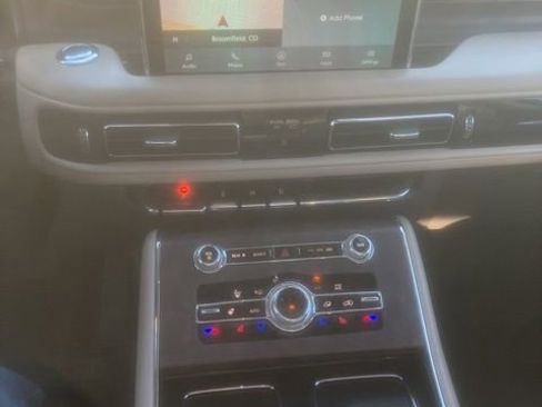 Certified 2023 Lincoln Aviator Reserve w/ Equipment Group 201A image 8