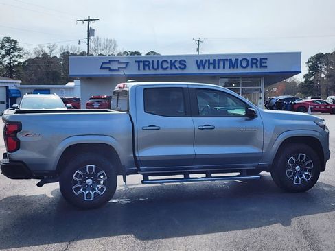 Used 2024 Chevrolet Colorado Z71 w/ Z71 Convenience Package 2 image 5