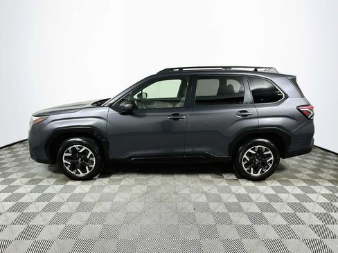 Certified 2025 Subaru Forester Premium AWD/4WD image 4