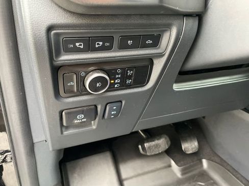 Certified 2024 Ford F150 Platinum w/ FX4 Off-Road Package image 25