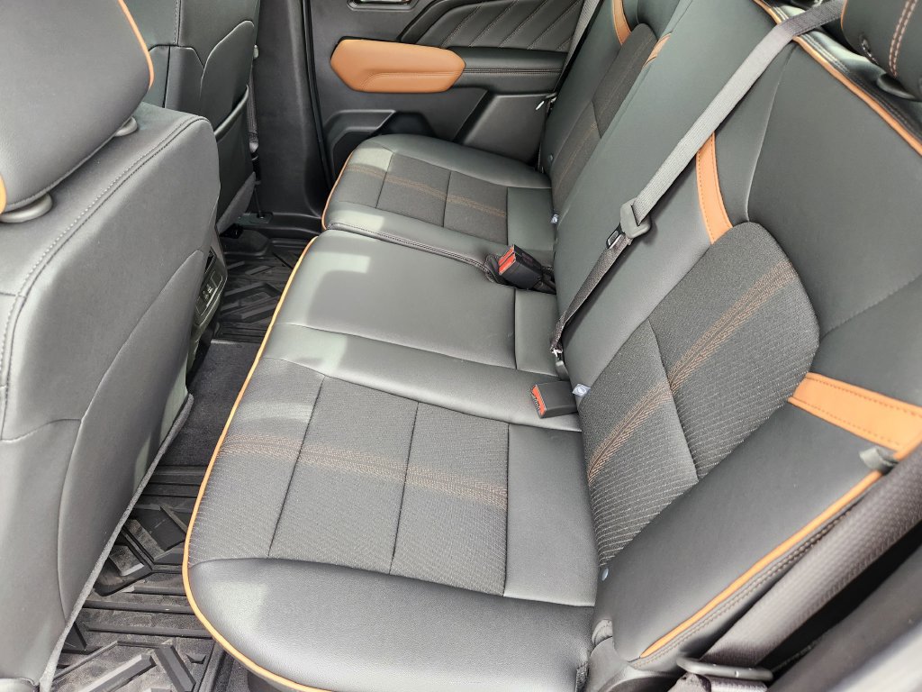 New 2026 GMC Canyon AT4 w/ Nightfall Essentials Package AWD/4WD image 9