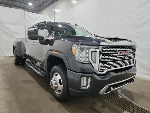 Used 2020 GMC Sierra 3500 Denali w/ Denali Ultimate Package image 6