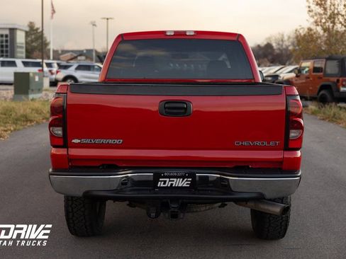 Used 2004 Chevrolet Silverado 2500 LS w/ Skid Plate Package image 10