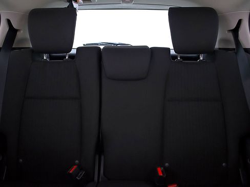 Used 2018 Honda HR-V EX image 15