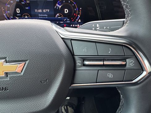 Used 2025 Chevrolet Suburban LS image 19