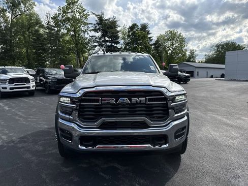 New 2026 RAM 4500 Tradesman AWD/4WD image 16