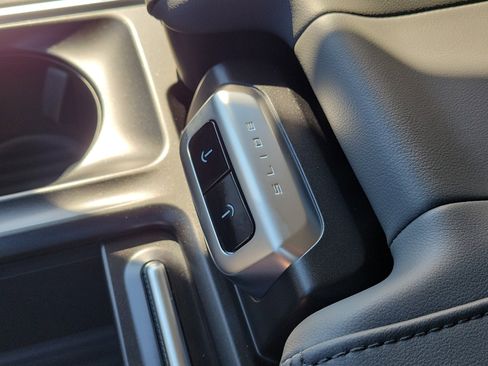 New 2026 Ford Expedition Active image 17