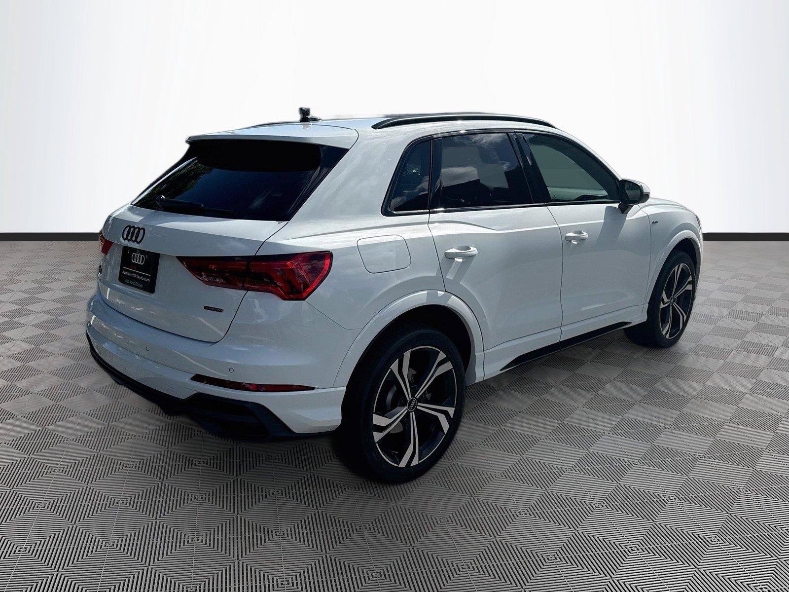 Certified 2024 Audi Q3 2.0T Premium Plus w/ Premium Plus Package AWD/4WD image 7