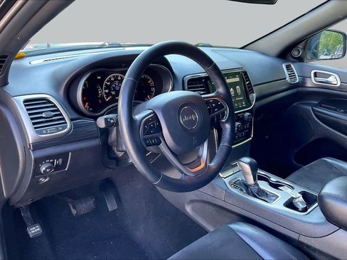 Used 2021 Jeep Grand Cherokee Laredo X AWD/4WD image 16